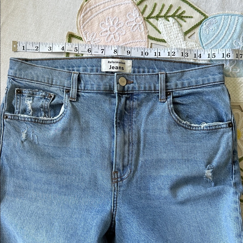 Reformation High and Skinny Miami Destroyed Blue Jeans, Size 31 - Picture 9 of 14